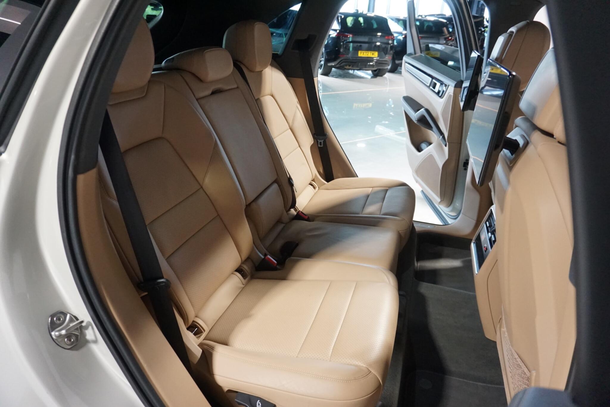 Porsche Cayenne 2.9T V6 GPF S SUV 5dr Petrol TiptronicS 4WD Euro 6 (s/s) (440 ps)